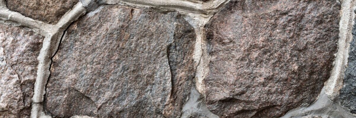 fundamenty z kamienia